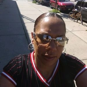 Meet your Posher, Stacey